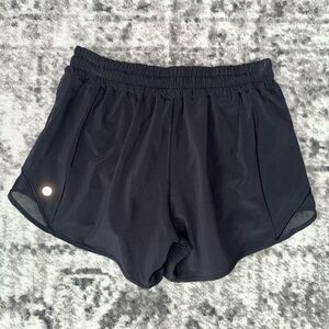 Lululemon Hotty Hot Short II *Long 4"